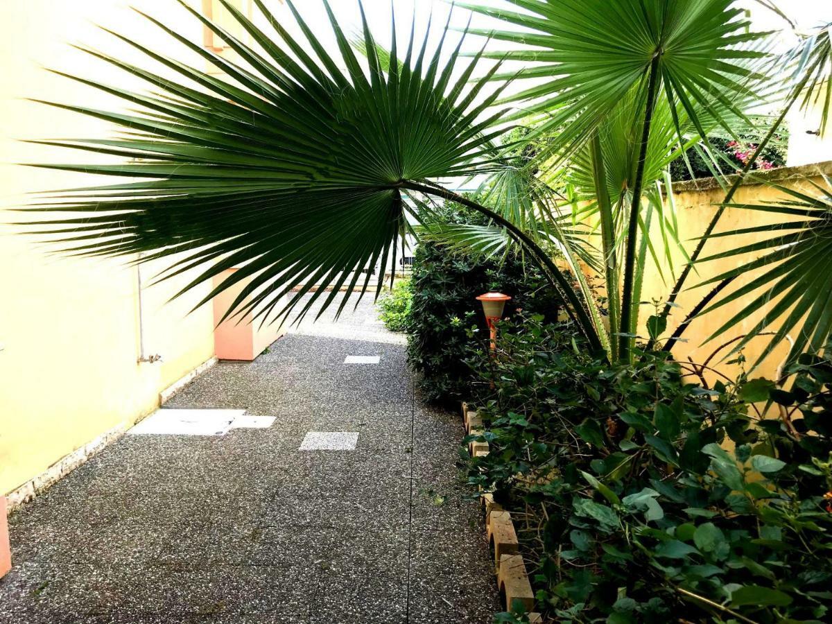 Appartamento Con Giardino Sul Mare Gallipoli Eksteriør bilde